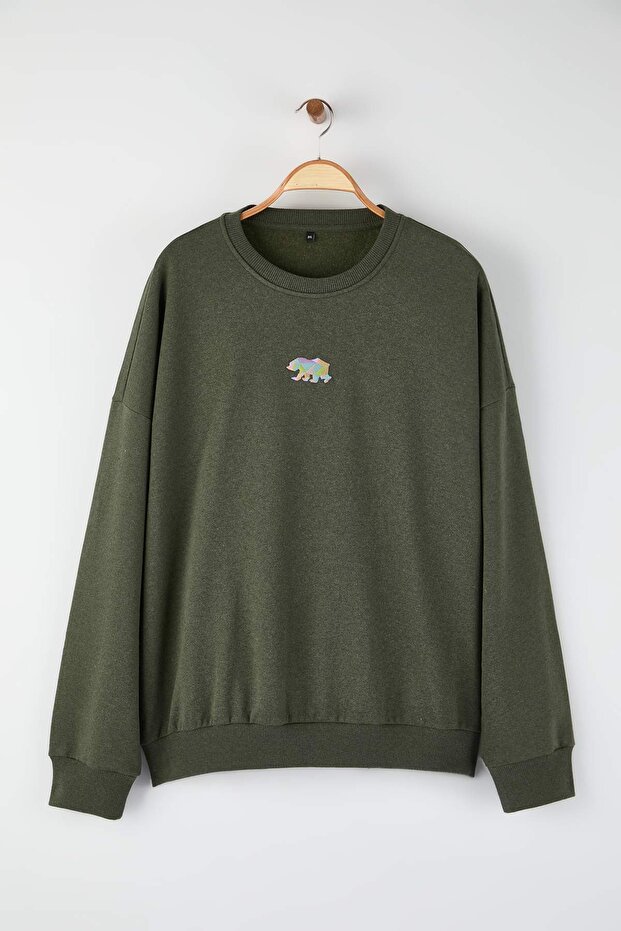Haki Büyük Beden Oversize/Geniş Kesim Hayvan Nakışlı İçi Polar Sweatshirt TMNAW24AO00011 - 1