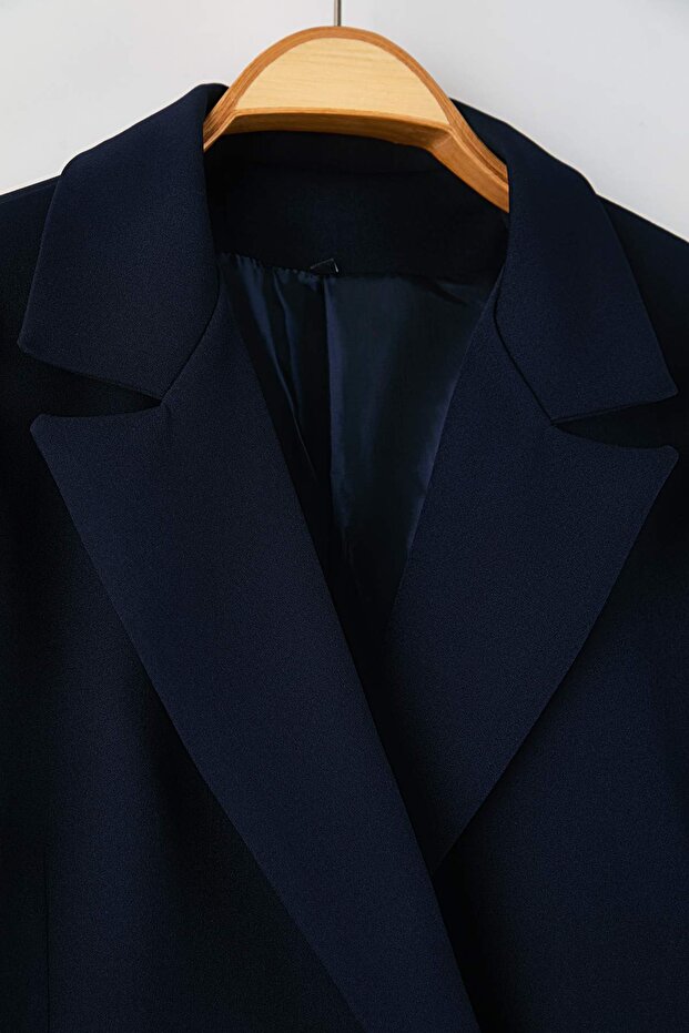 Granatowy regularny dwurzędowy płaszcz z podszewką, tkanina, duże rozmiary TBBAW25AG00022 - 7