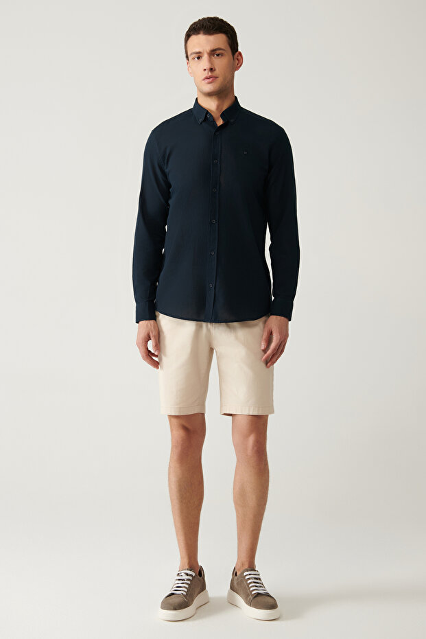 Marineblaues Herrenhemd aus 100 % Baumwolle, dünn, weich, mit Knopfkragen 002206 - 5