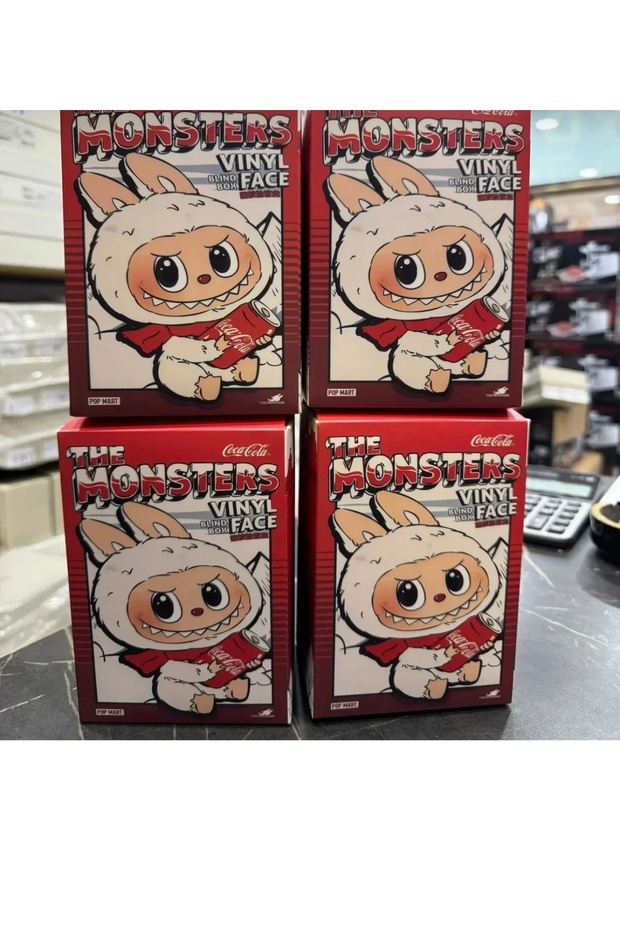 Labubu X Coca-cola Figürü - 2