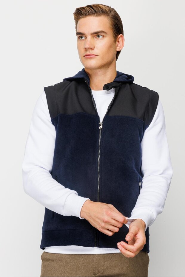 Navy Blue Men's Fleece Vest with Zipper and Stand Collar, Casual Model