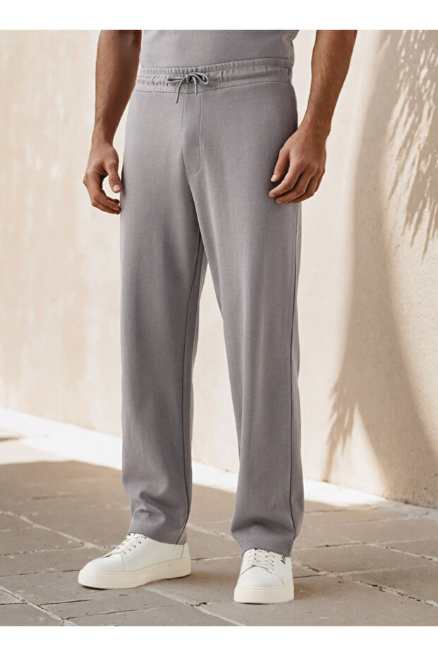 بنطلون مع رباط إغلاق وجيوب - 1