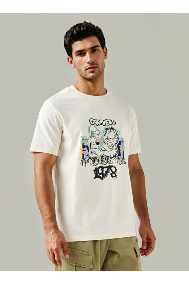 Garfield Print Crew Neck T-shirt with Short Sleeves