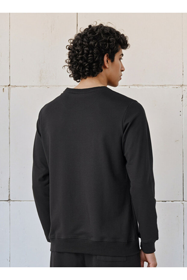 طاقم الرقبة البلوز - 3