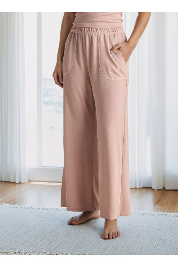 طقم بيجامة مزخرف - 3