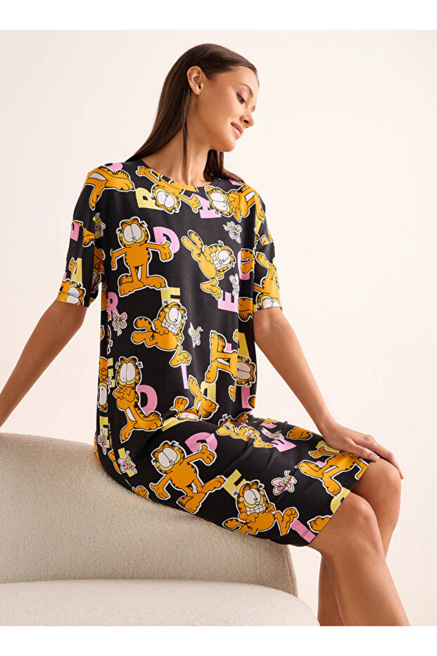 All-Over Garfield Print Sleepshirt