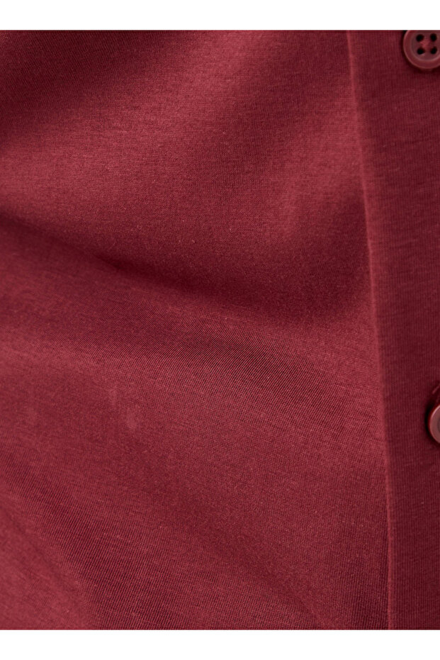 قميص بقصة عادية - 4