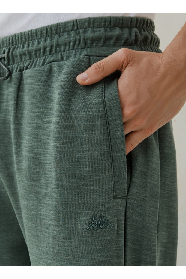 شورت بقصّة عادية مع رباط إغلاق وجيوب - 4