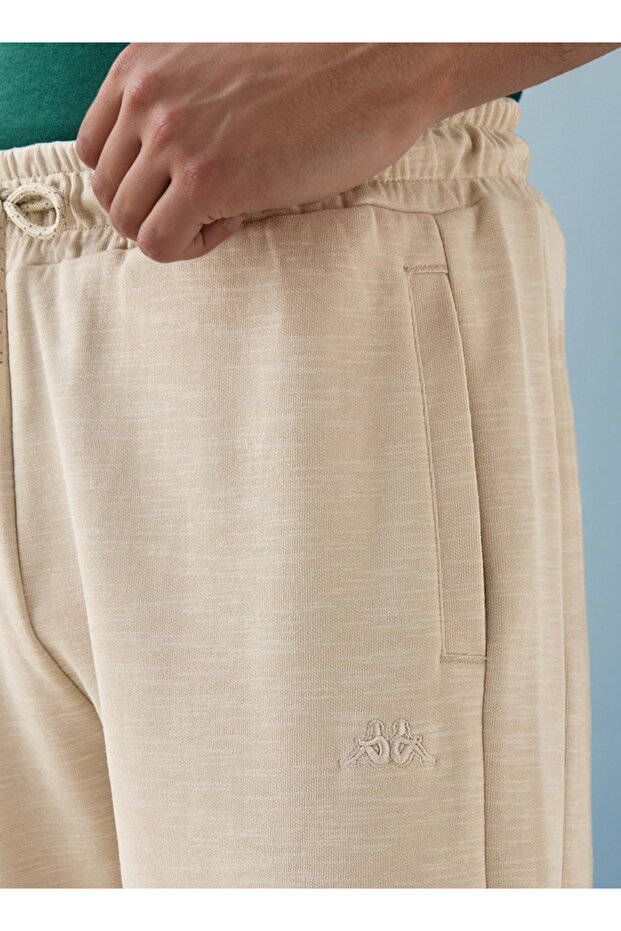 شورت بقصّة عادية مع رباط إغلاق وجيوب - 4