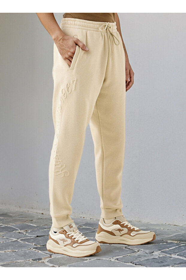 بنطال رياضي منقوش - 1