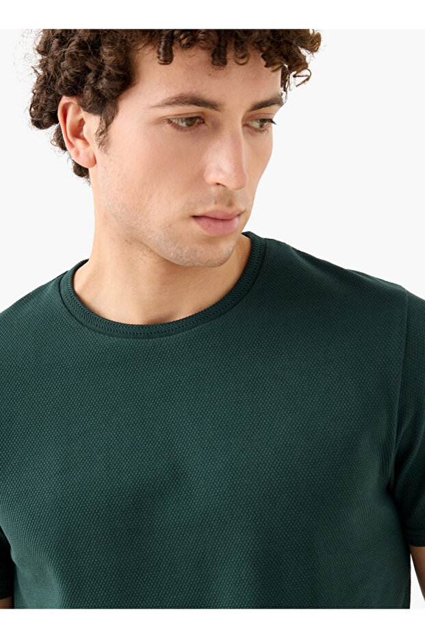 تي شيرت منقوش بالفشار - 4