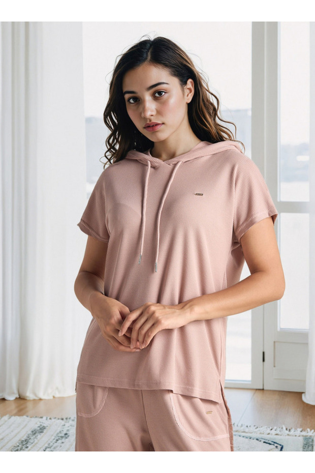 طقم بيجامة مزخرف - 2