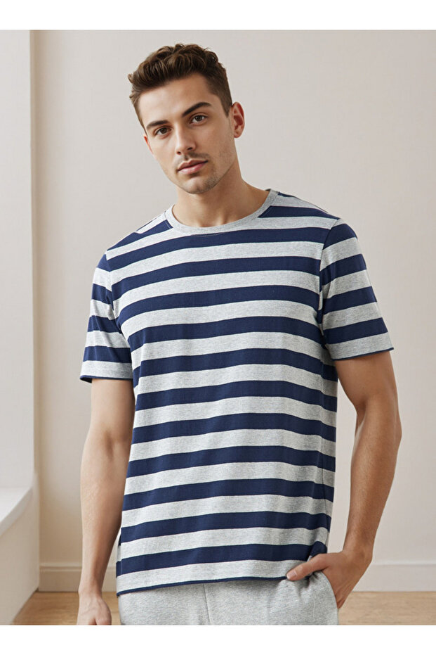 طقم بيجامة برباط إغلاق - 2