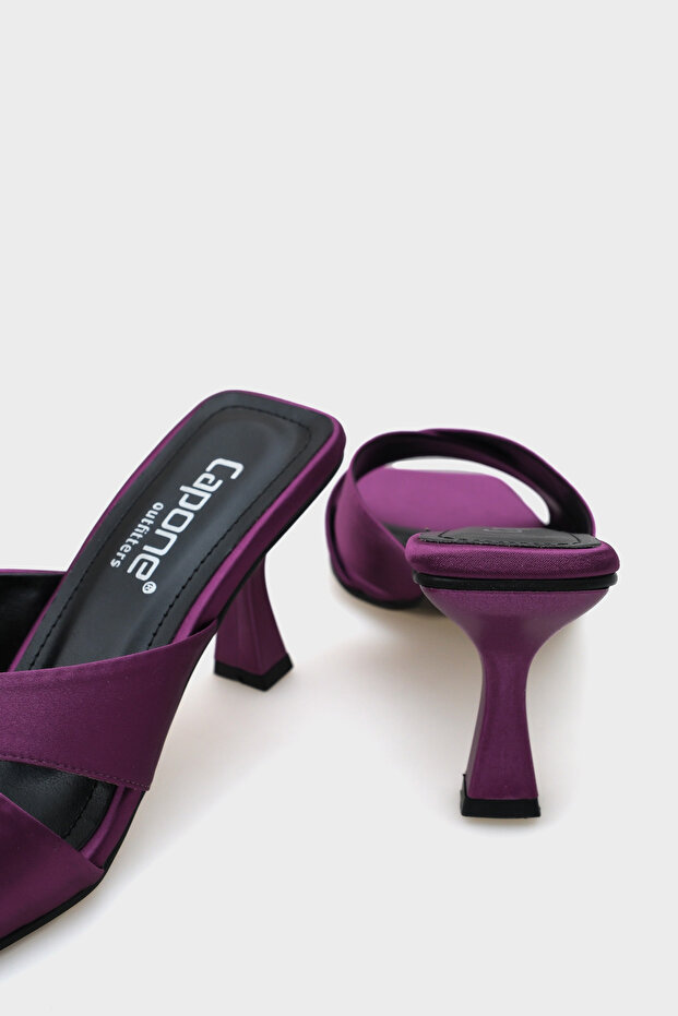 Mavis Blunt Toe keresztpántos homokóra sarkú szatén női papucs - 3