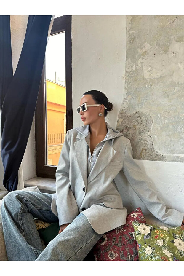Gri Kapüşonlu Blazer Ceket