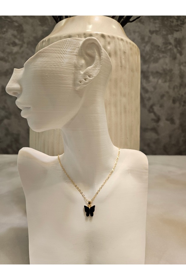 Exquisite Necklace with Butterfly