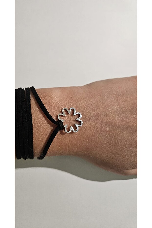 Black String Flower Necklace - 4