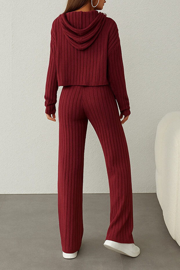 bordó kapucnis, bordázott szövetből készült széles szárú alsó felső szett - 2