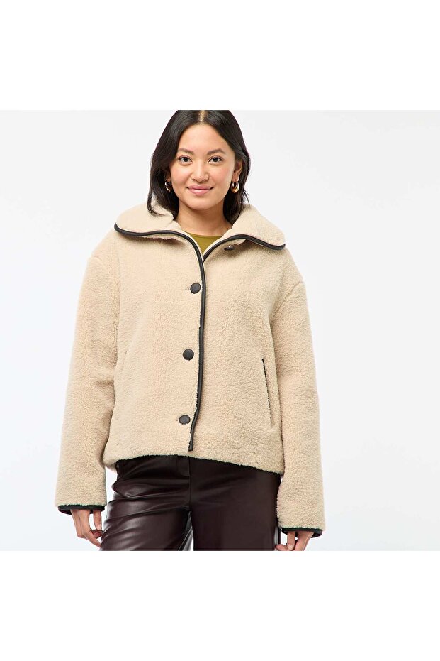 سترة دافئة بتأثير فرو صناعي، لون بيج - 6