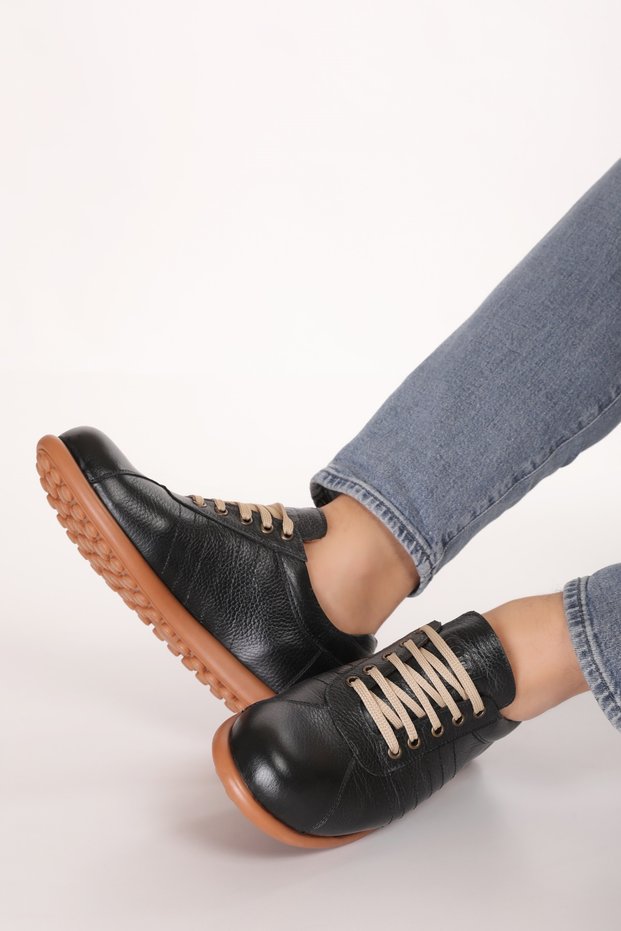 Genuine Leather Inside and Out Daily Comfortable Casual Shoes Pelotaz Black