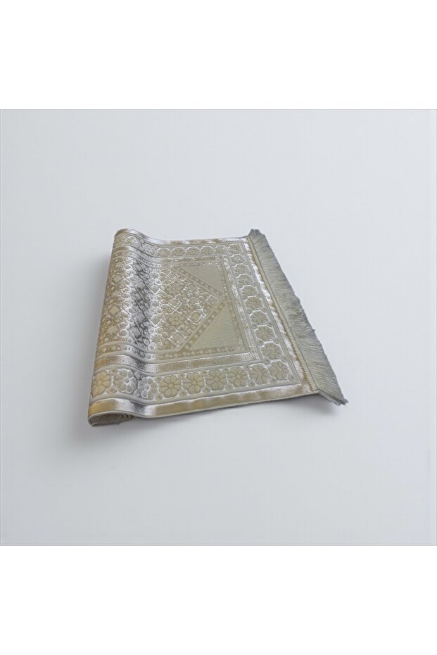 Premium Velvet Islamic Prayer Mat – Light Cream Floral Elegance