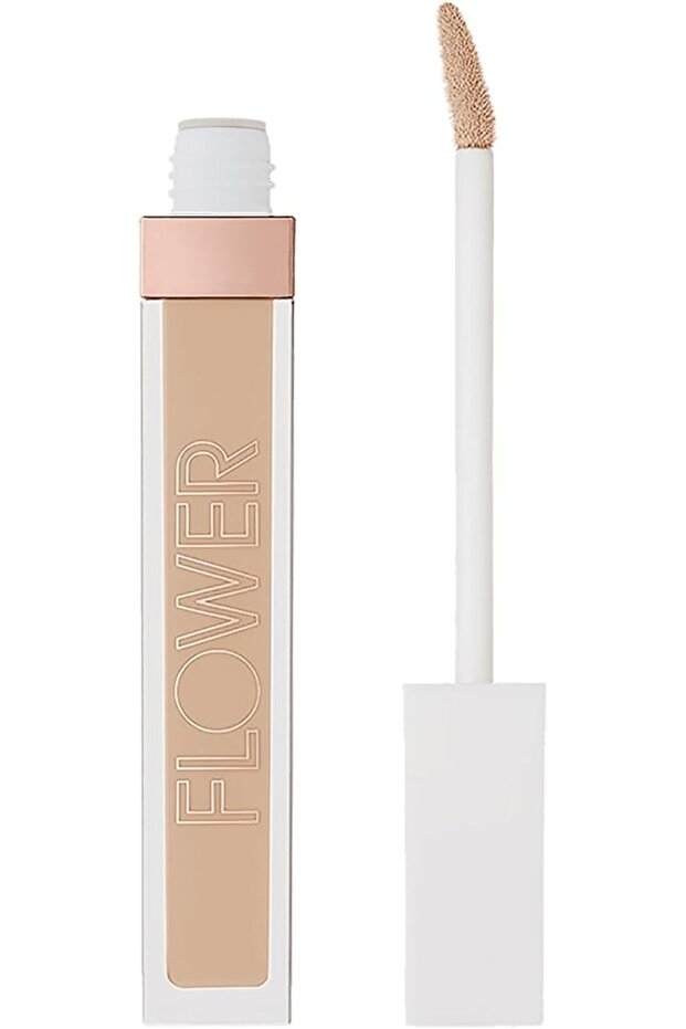 Light Illusion Full Coverage Concealer (Vanilla)