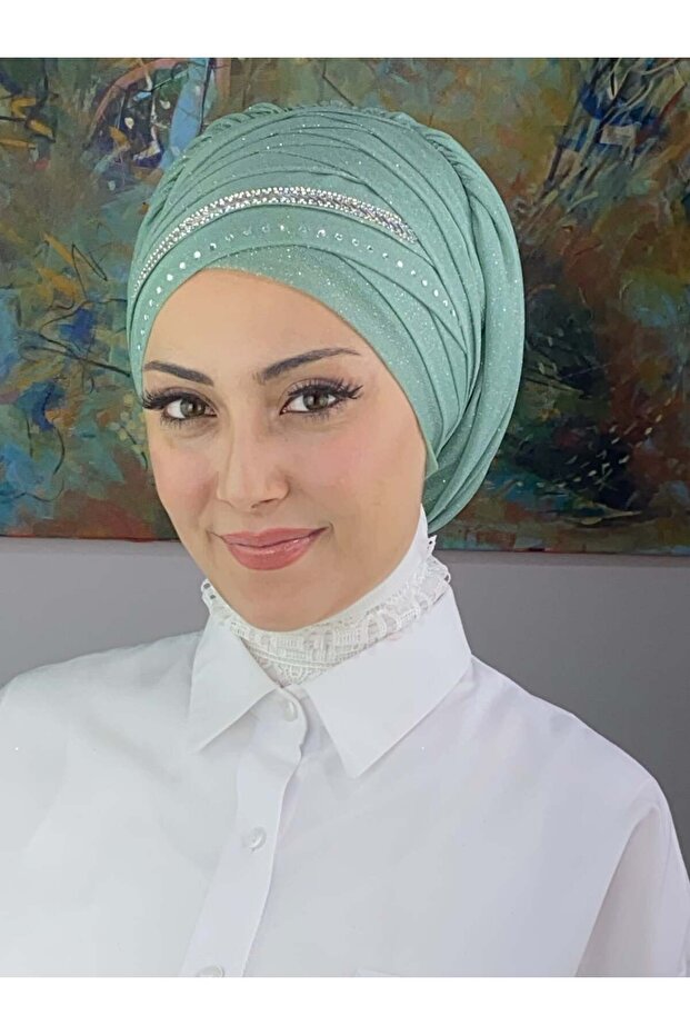 شال بون مزين بتفاصيل مخططة