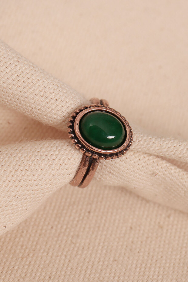 خاتم نحاسي بيضاوي قابل للتعديل مرصع بحجر العقيق الأخضر - 1