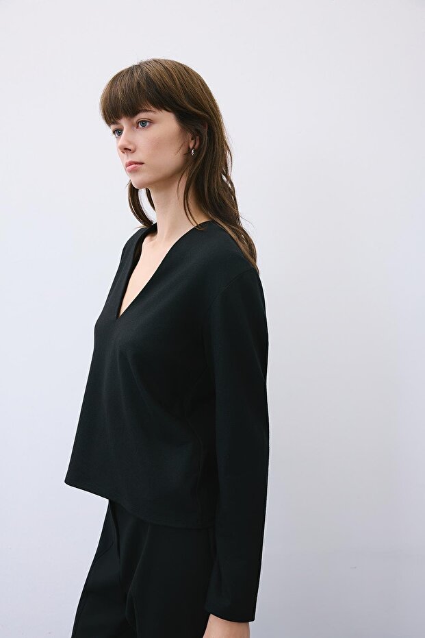 V Yaka Basic Siyah Triko Bluz - 4