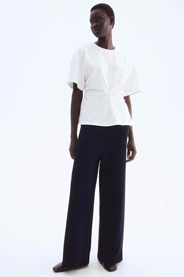 Wide pull-on trousers