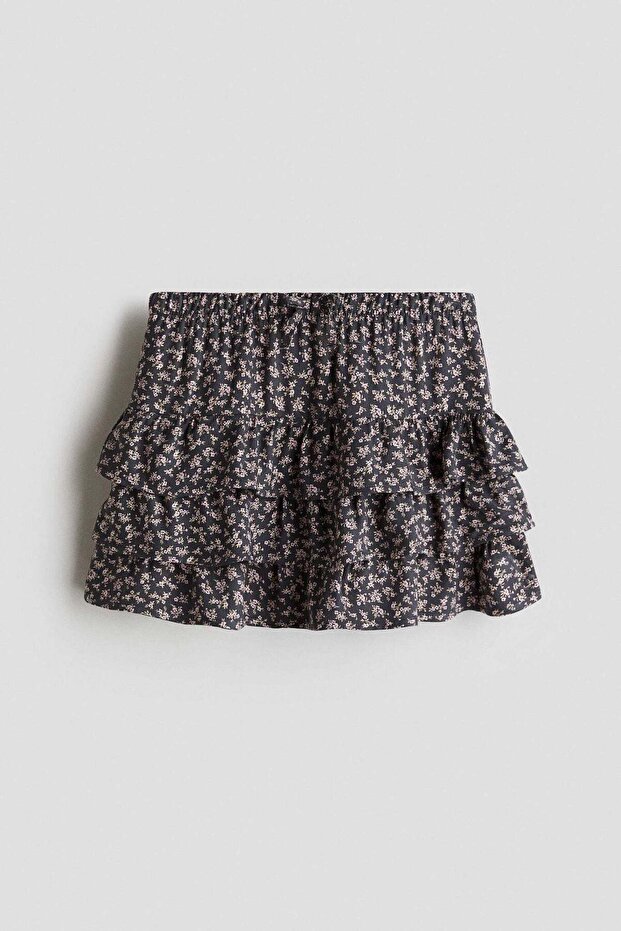Tiered skirt