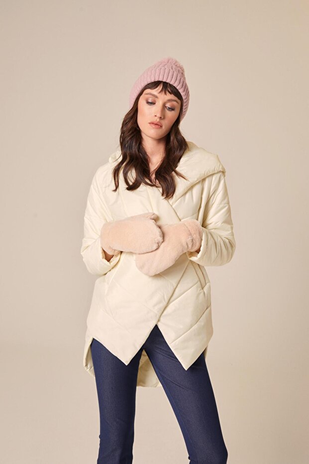 Bej Peluş Eldiven - 2