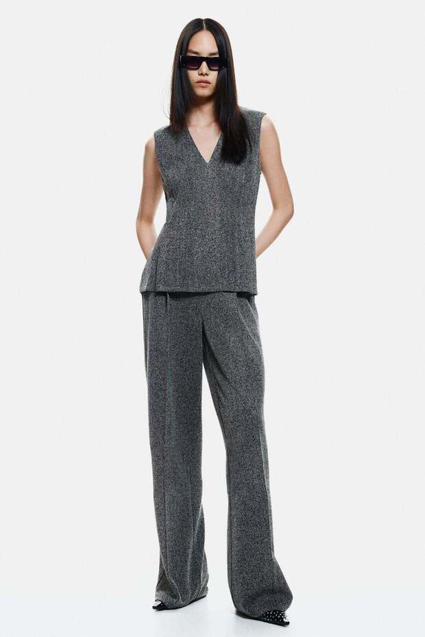 بلوزة بفتحة رقبة على شكل حرف V - 5