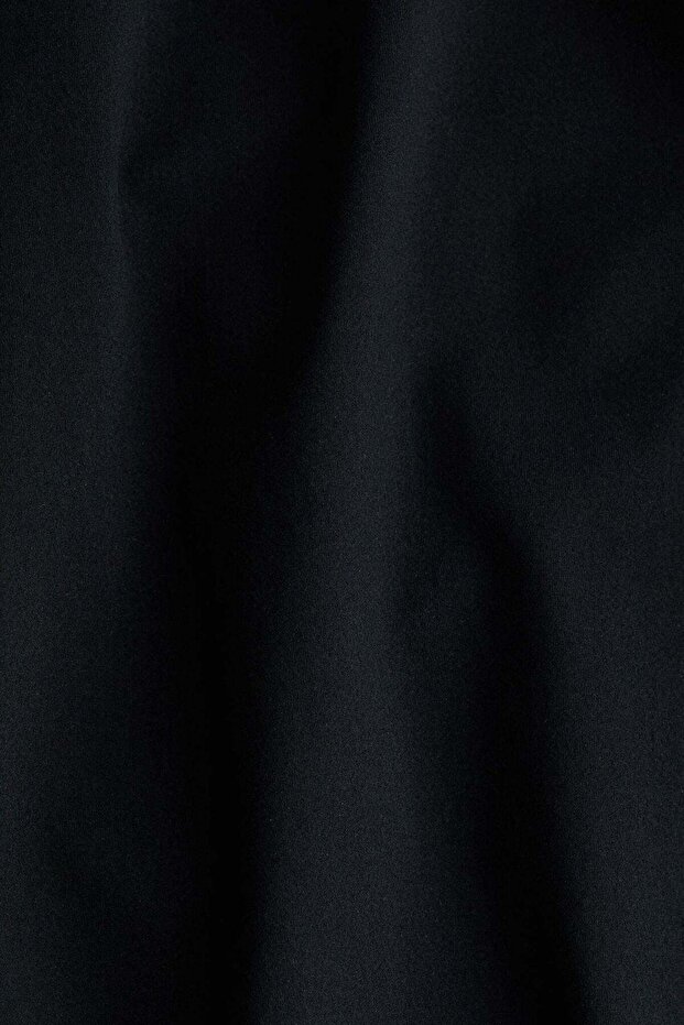 جسم ثونغ خفيف الشكل - 1