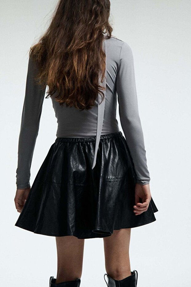 تنورة قصيرة دائرية - 3