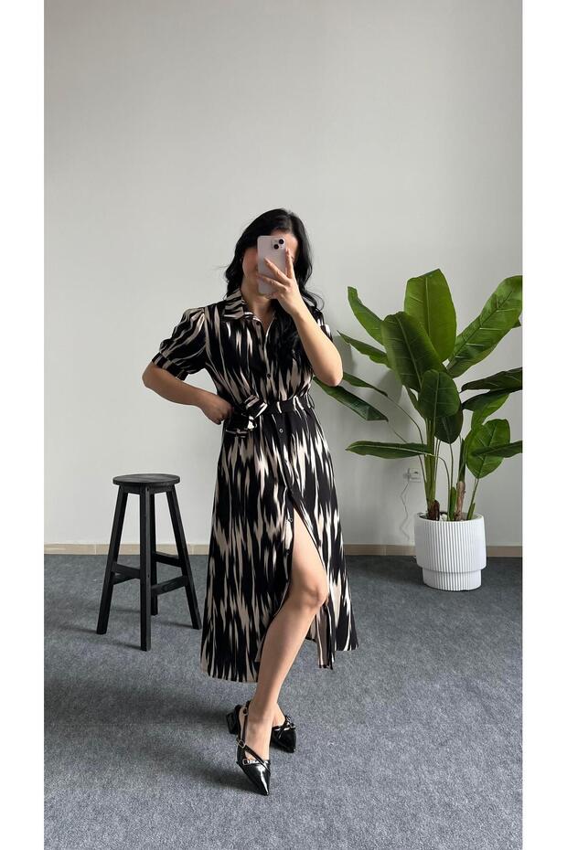 فستان ريتا بطبعة الباتيك بأزرار - أسود - 2