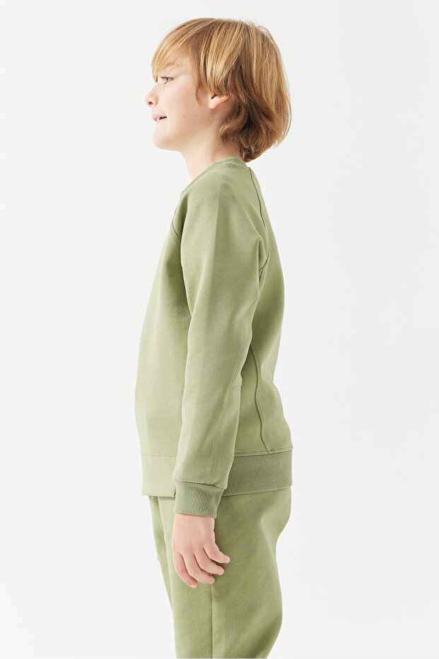 Boy's Basic Sweatshirt - 3