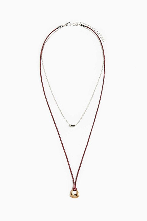 قلادة من سلسلتين - 1