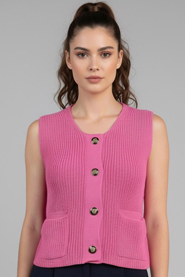 Women's Sleeveless Buttoned Knit Vest – Comfortable Casual Model with Pockets