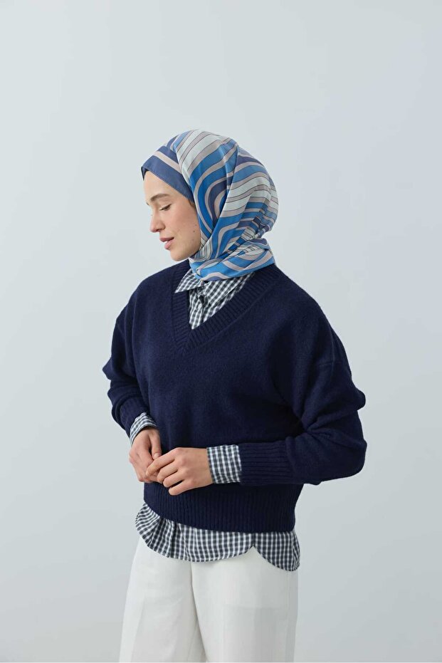 شال ويفيا دينيلينا بنمط مموج - 1