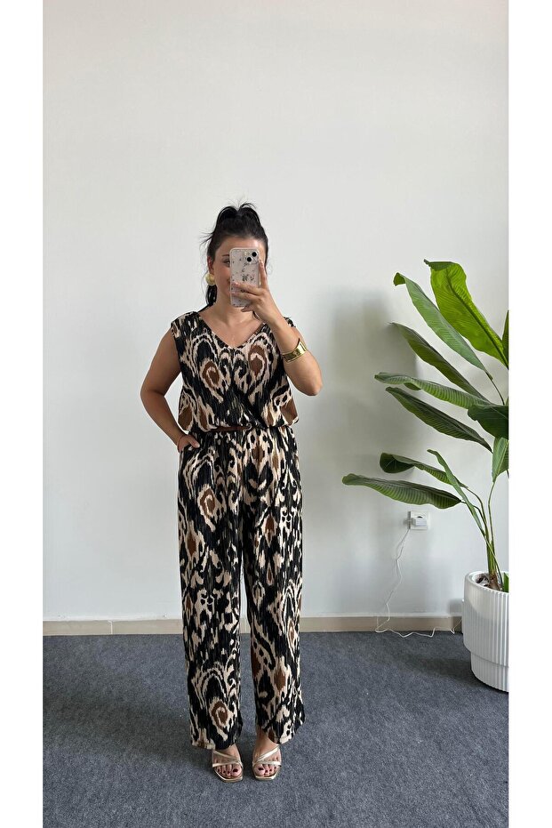 Brode Patterned Wrinkled Jumpsuit - Green