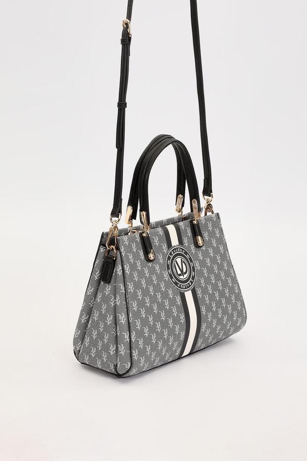 حقيبة يد منقوشة بتصميم مونوغرام - 4