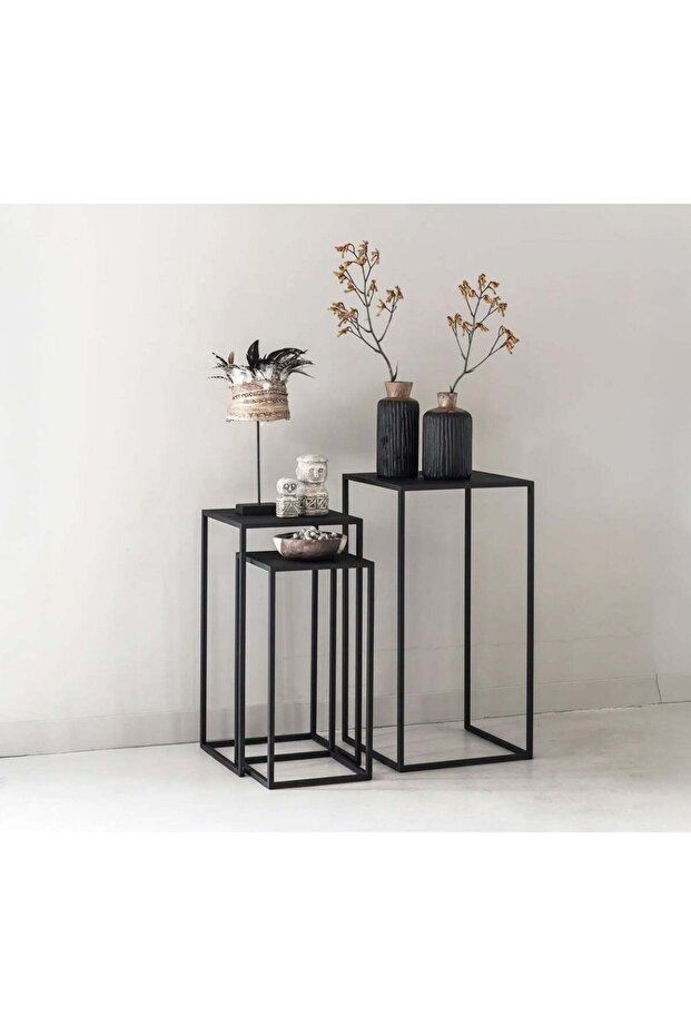 Three square tables in different sizes - 1