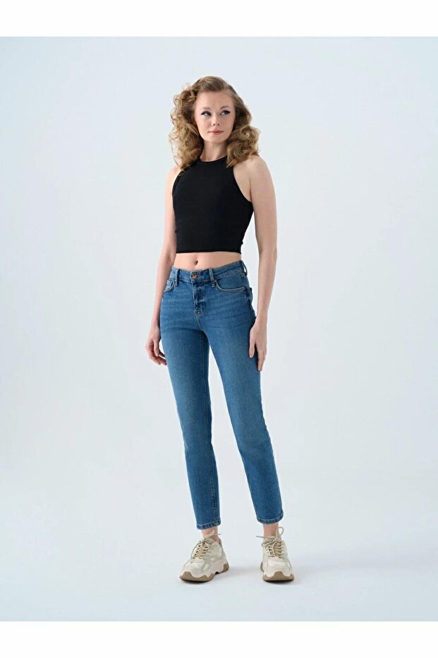 Elena Emily Mid Blue Wash Women's Jean Pants Lf2037060