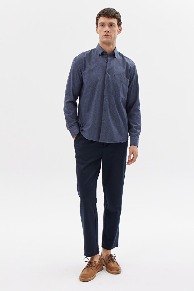 قميص رجالي عادي بأزرار على الياقة مع جيوب - 7