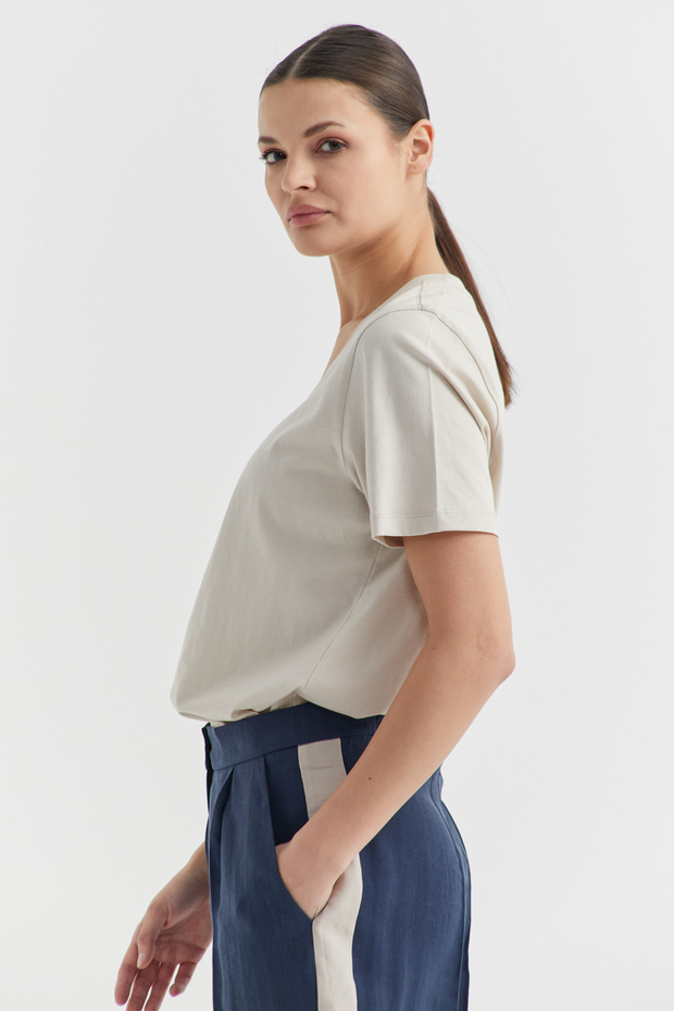 Kadın V Yaka Basic T-shirt - 5