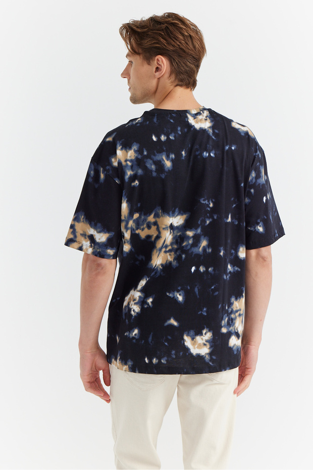 تي شيرت منقوش للرجال - 5