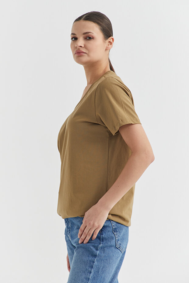 Kadın V Yaka Basic T-shirt - 3