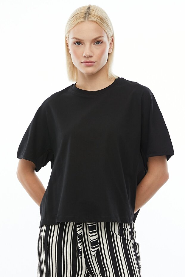 Bol Kesim Basic T-shirt - 2