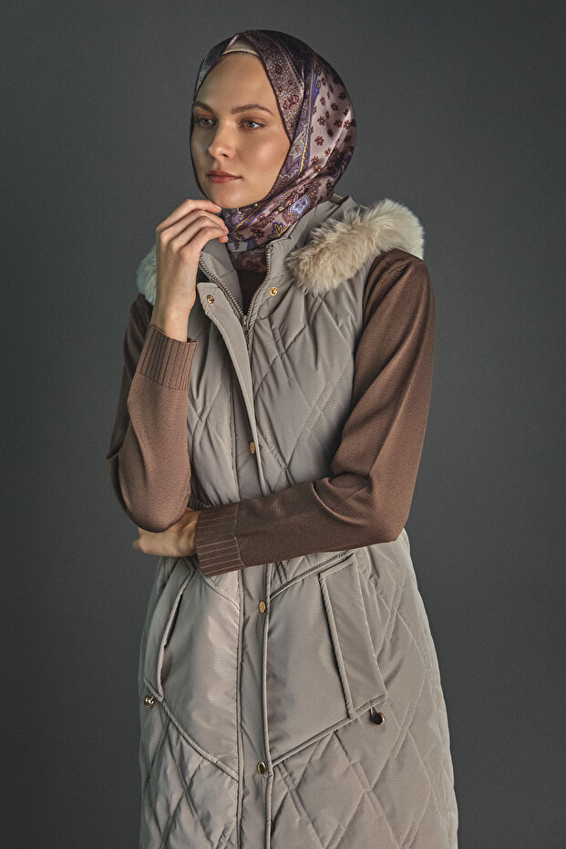 Çıkarılabilir Kapüşonlu Kapitone Yelek - 4